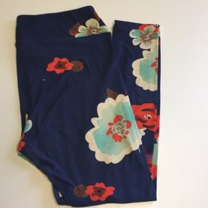 Lularoe modern Asian floral tall & curves leggings